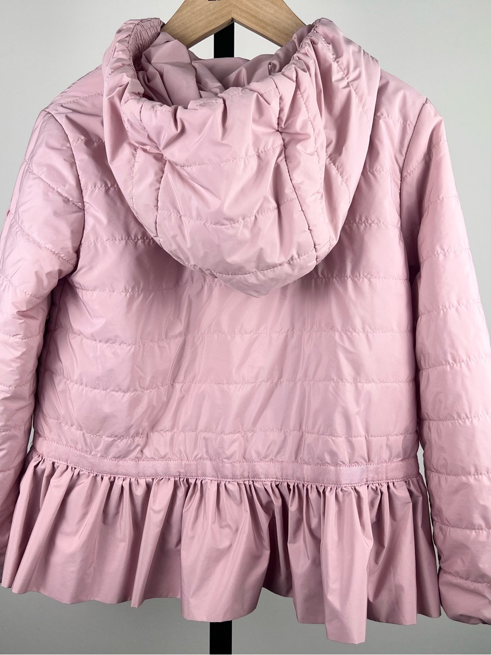 Monnalisa Girls Lightweight Hooded Ruffled Puffer Jacket, Pink, 8Y - Picture 10 of 10